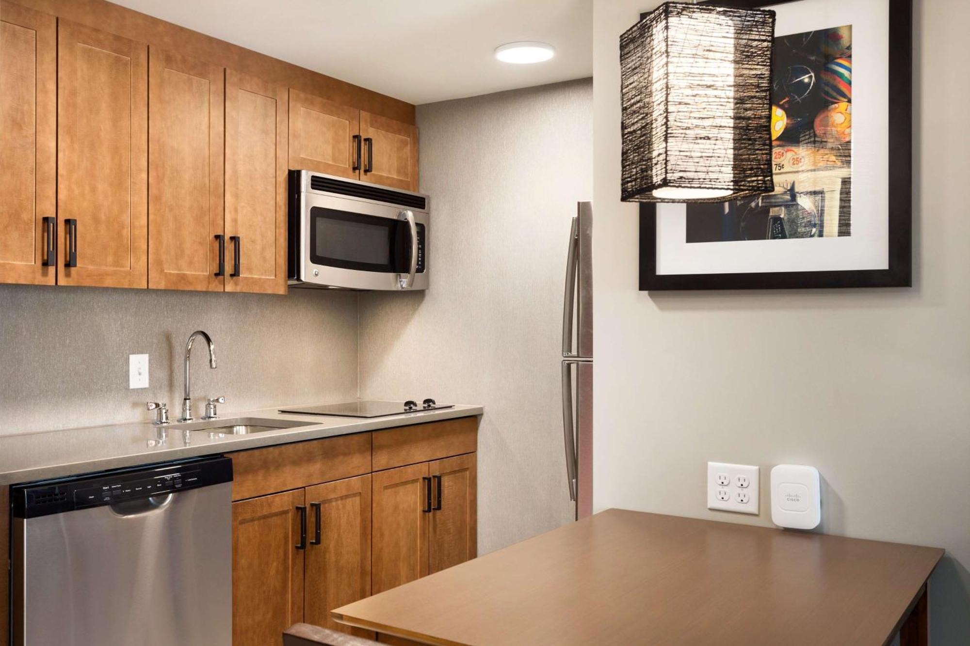 Homewood Suites By Hilton Syracuse - Carrier Circle Восток Сиракьюс Экстерьер фото